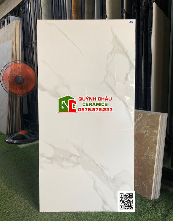Gạch ốp lát 60x120 màu trắng vân khói bản lớn Cacara bóng kiếng