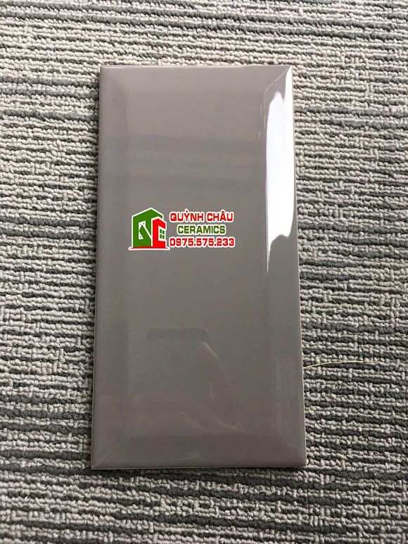 Gạch thẻ 10x20cm xám bóng vát cạnh