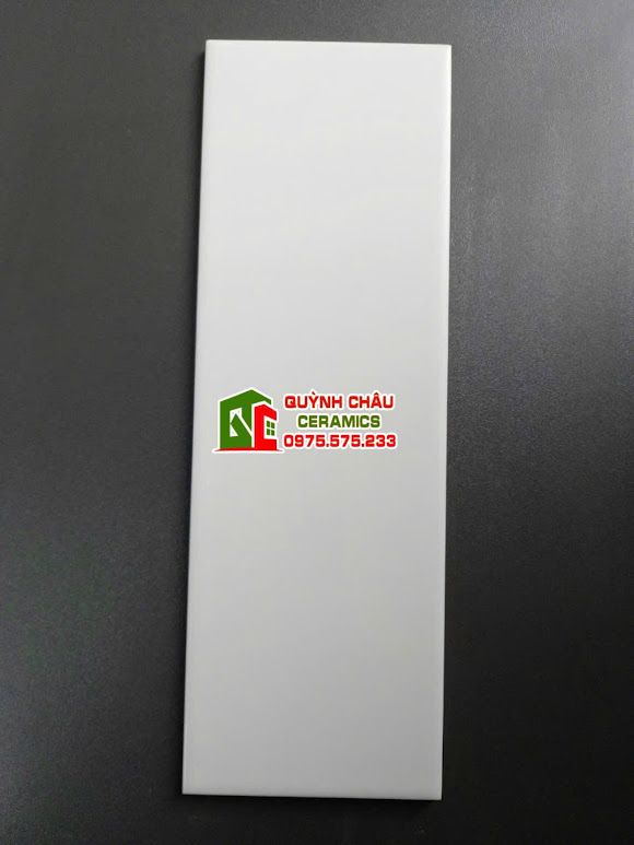 Gạch thẻ 10x30cm men màu trắng mờ