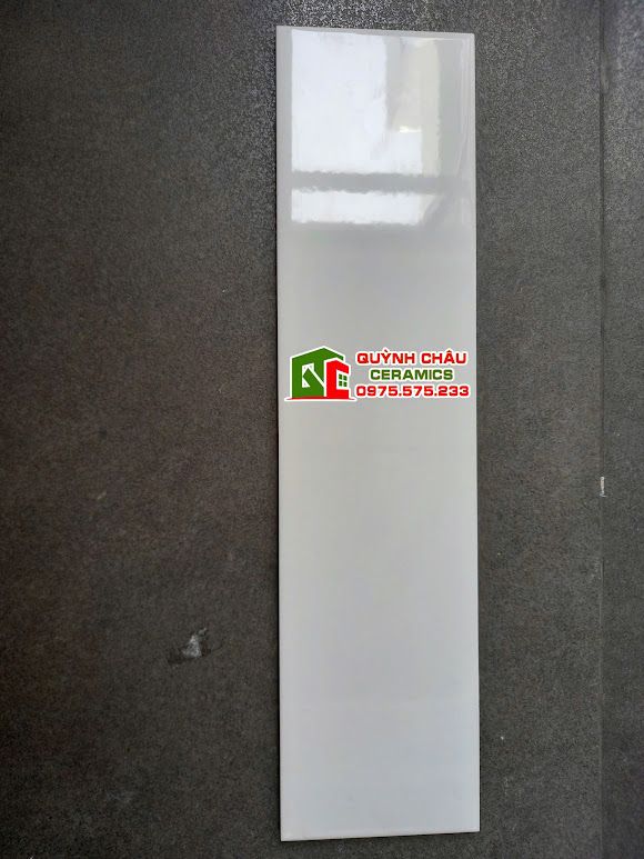 Gạch thẻ 10x40cm men màu trắng bóng