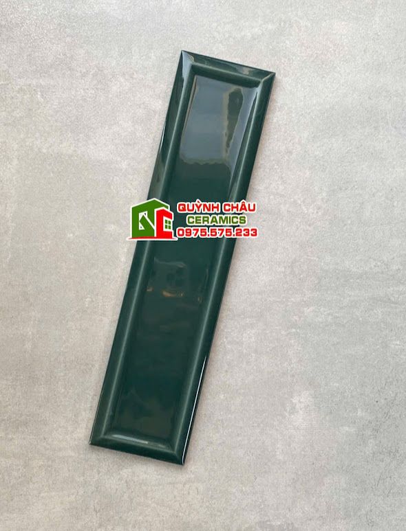 Gạch thẻ 6.8x28 xanh lá bóng lõm cạnh