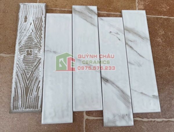 Gạch thẻ 75x300 gợn sóng trắng mờ vân mây