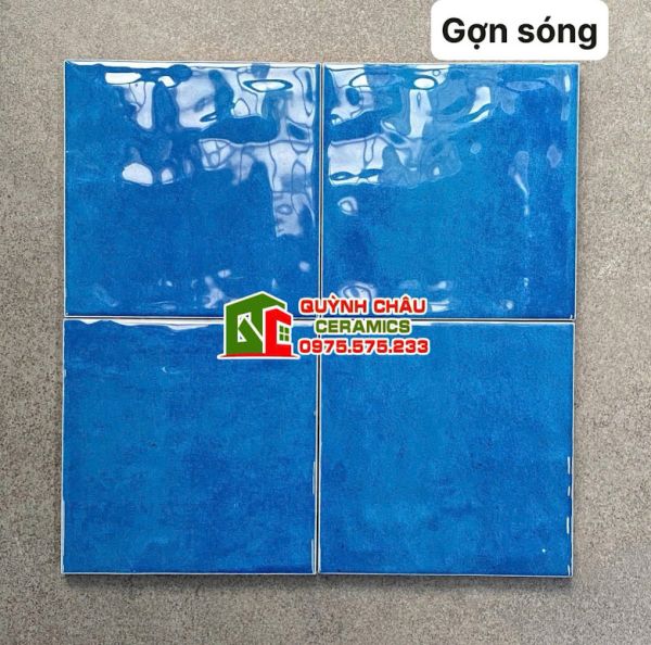 Gạch thẻ lượn sóng 12x12 cm màu xanh dương hiệu ứng