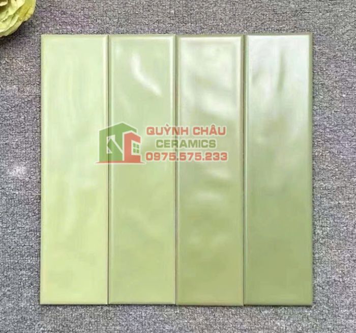 Gạch thẻ mờ 75x300 gợn sóng xanh lá
