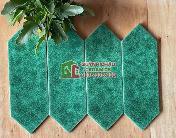 Gạch thẻ mũi tên men rạn màu xanh