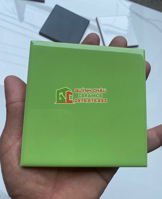 Gạch thẻ xanh lá 10x10 trang trí