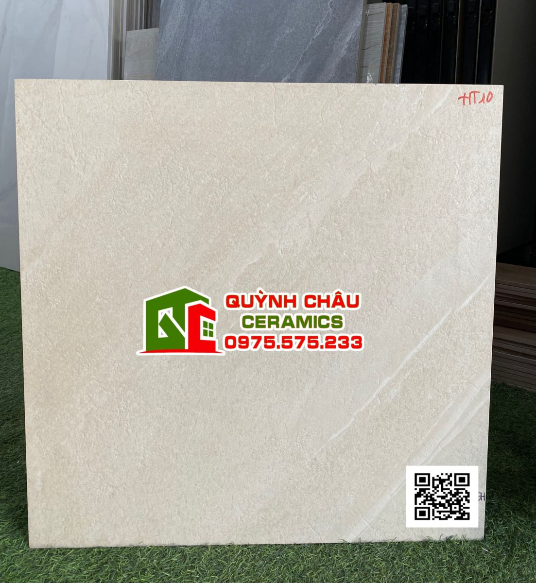 Gạch đá mờ 60x60 lót sàn phòng khách đẹp