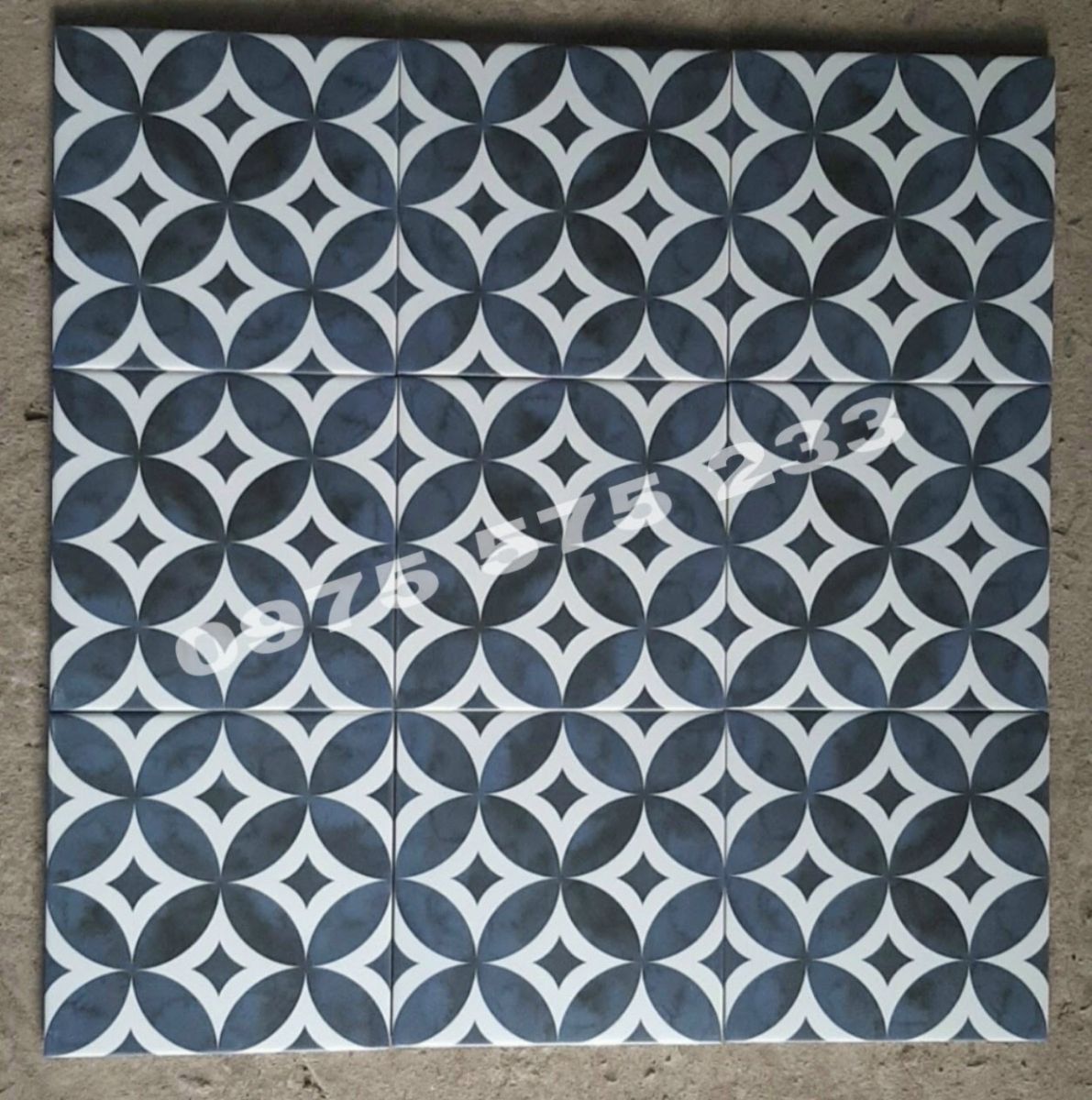 Gạch bông 200x200 ốp quán bar